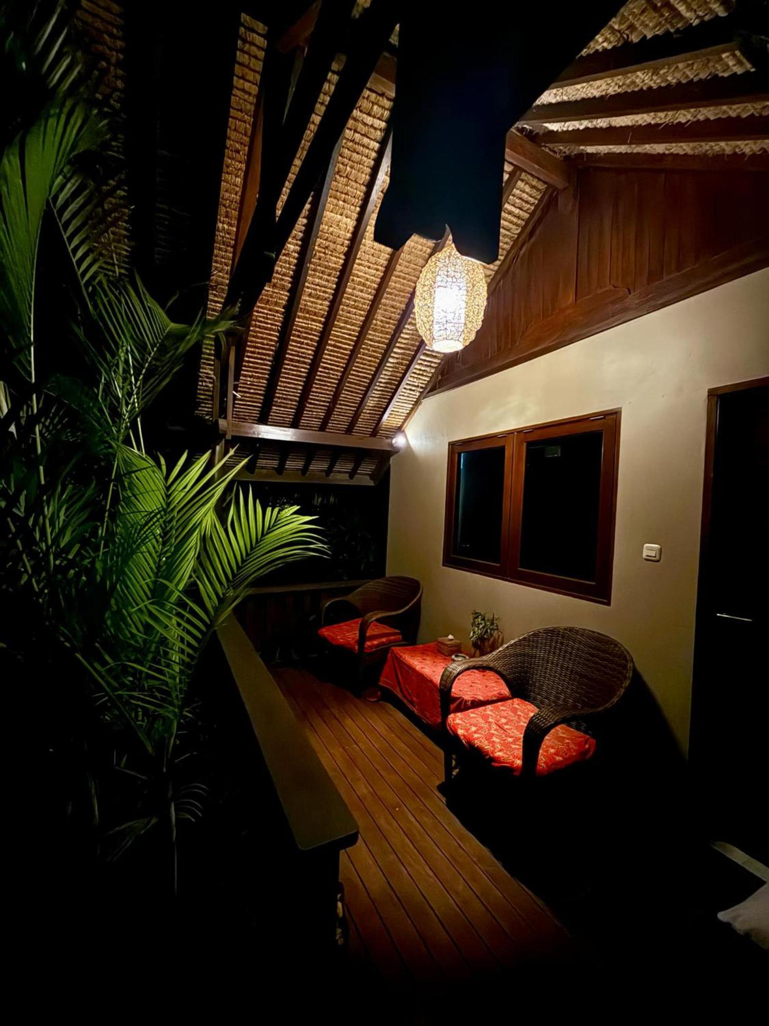 Rumah Sunyi ギリ・トラワンガン エクステリア 写真
